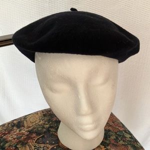 TARTOSA Beret 100% Wool Unisex Preowned